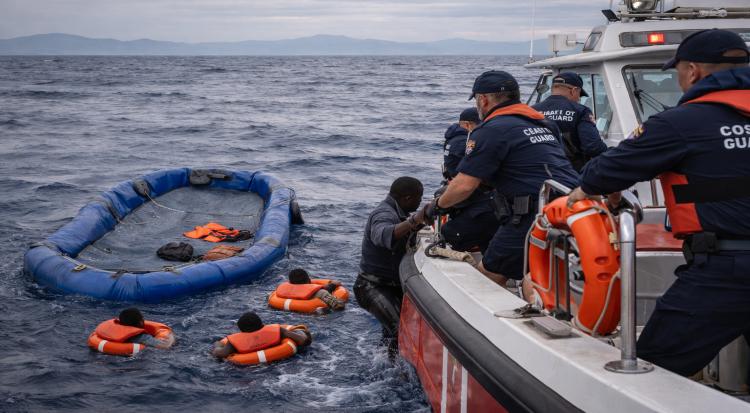 22 Migrants Die Off Greece After 6 Days Stranded at Sea