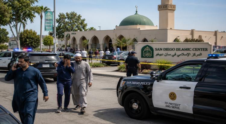Three Muslim Worshippers Killed in Shooting at San Diego Islamic Center