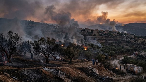 Israel Launches Large Bombing Operations, Burns Olive Groves in Southern Lebanon