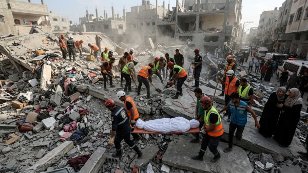 Gaza Rescuers Recover 13 Bodies From Rubble of Destroyed Home