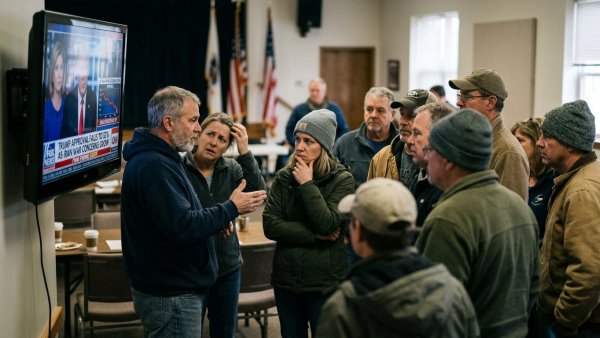 Trump Approval Falls to 33% as Iran War Concerns Grow