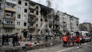 Russian Missile Strikes on Kyiv Kill at Least Nine, Dozens Injured