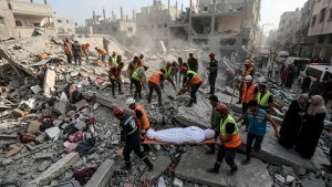 Gaza Rescuers Recover 13 Bodies From Rubble of Destroyed Home
