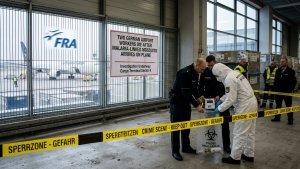 Two German Airport Workers Die After Malaria-Linked Mosquito Arrives on Plane