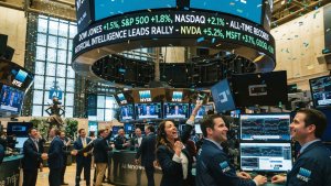 US Stocks Reach Records as Investors Back Artificial Intelligence